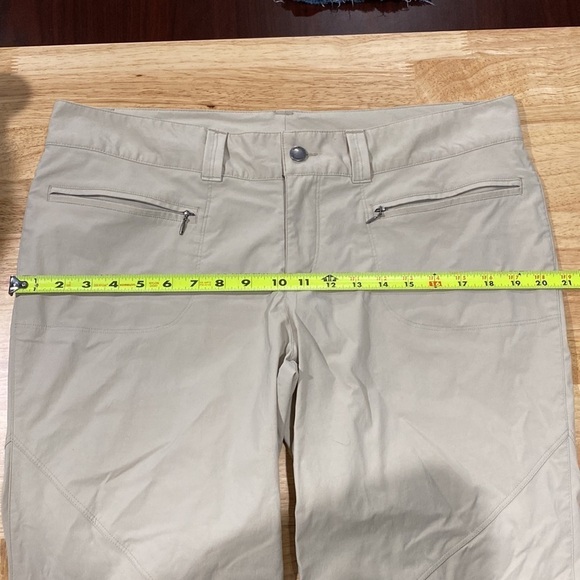 Columbia: Sporty Hiking Outdoor Full Length Light Khaki Pants Pockets Size 16 - Picture 7 of 7